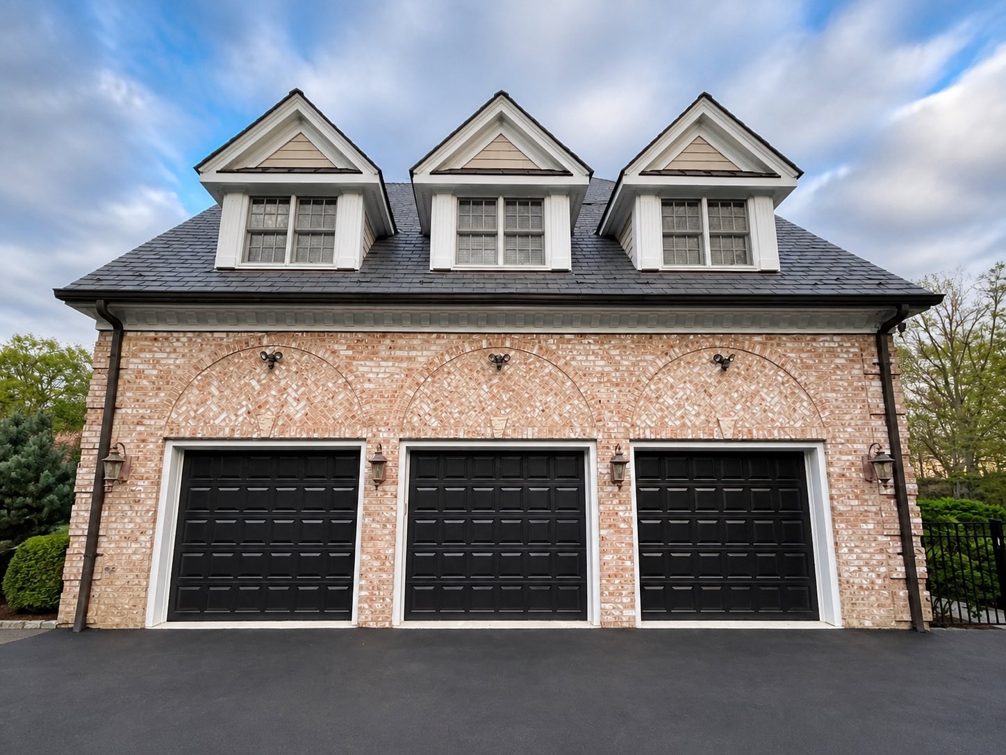 Freshly painted home exterior in Westchester NY